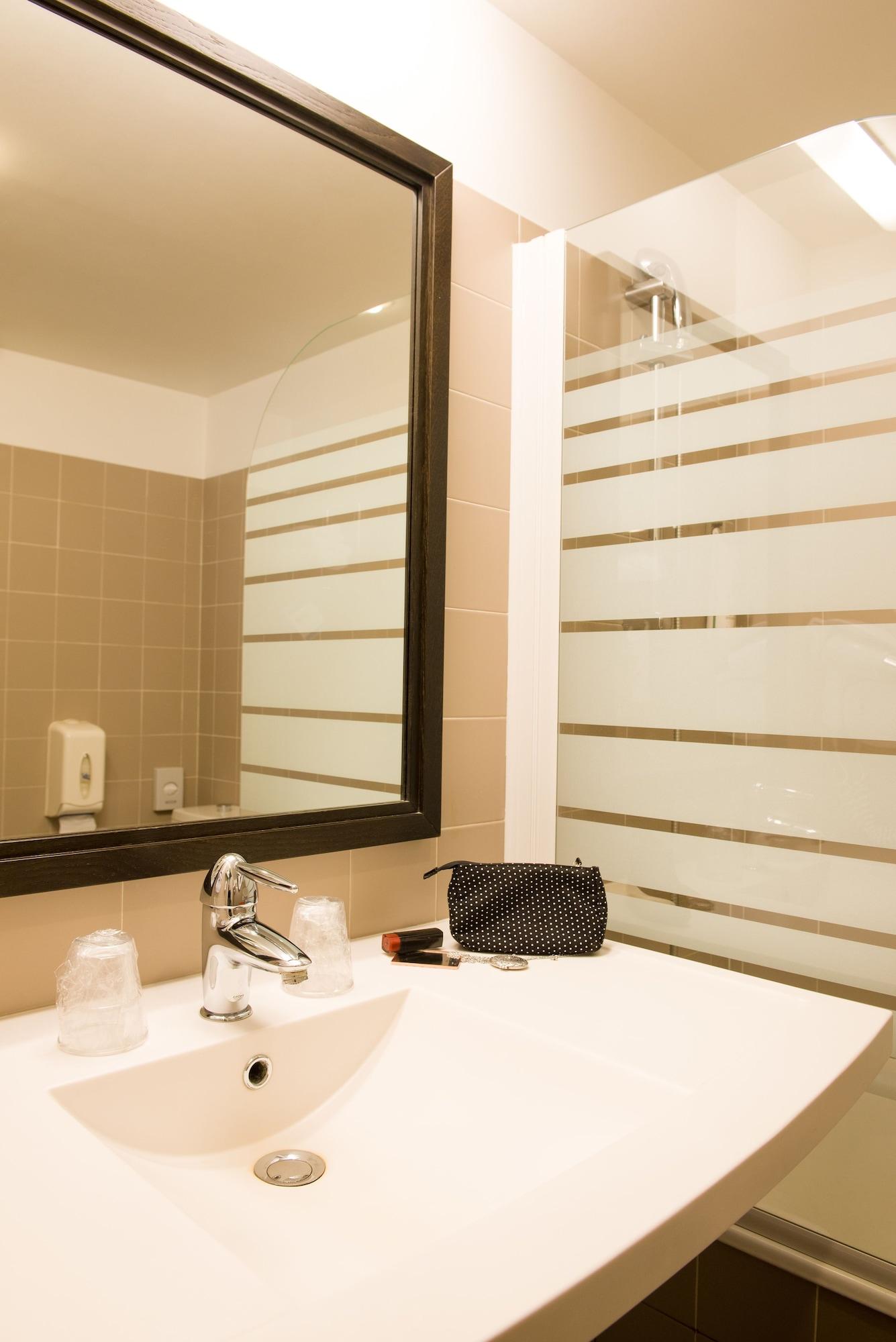 Ibis Styles Nantes Centre Place Royale Екстер'єр фото