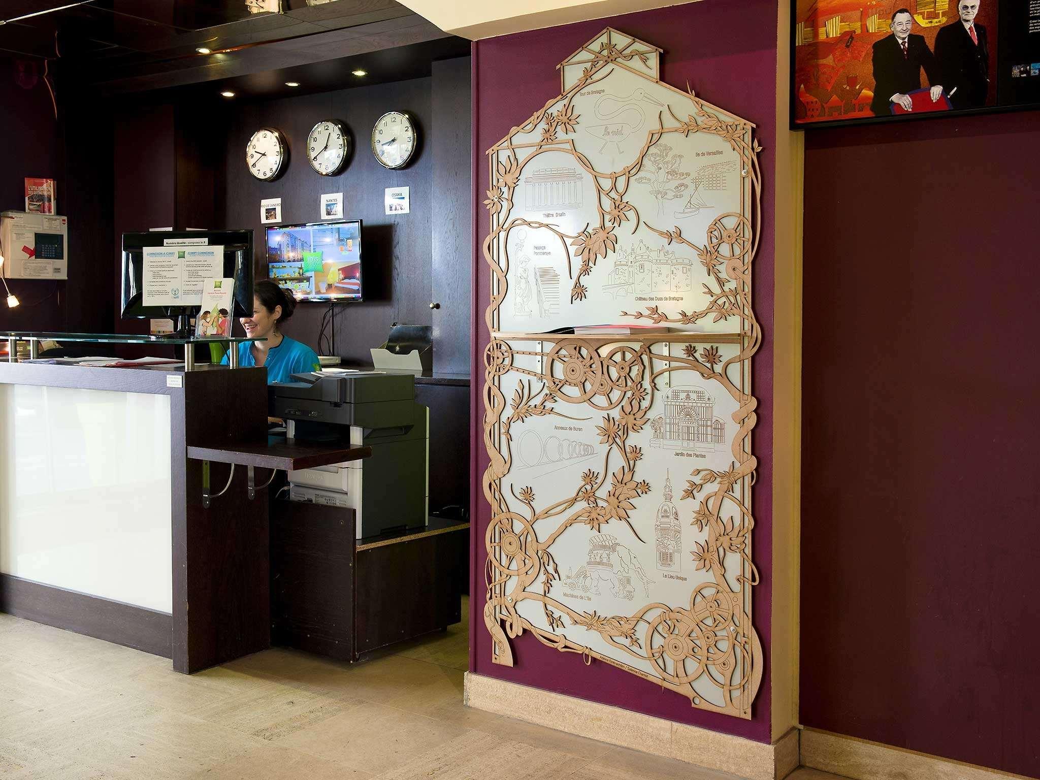 Ibis Styles Nantes Centre Place Royale Екстер'єр фото