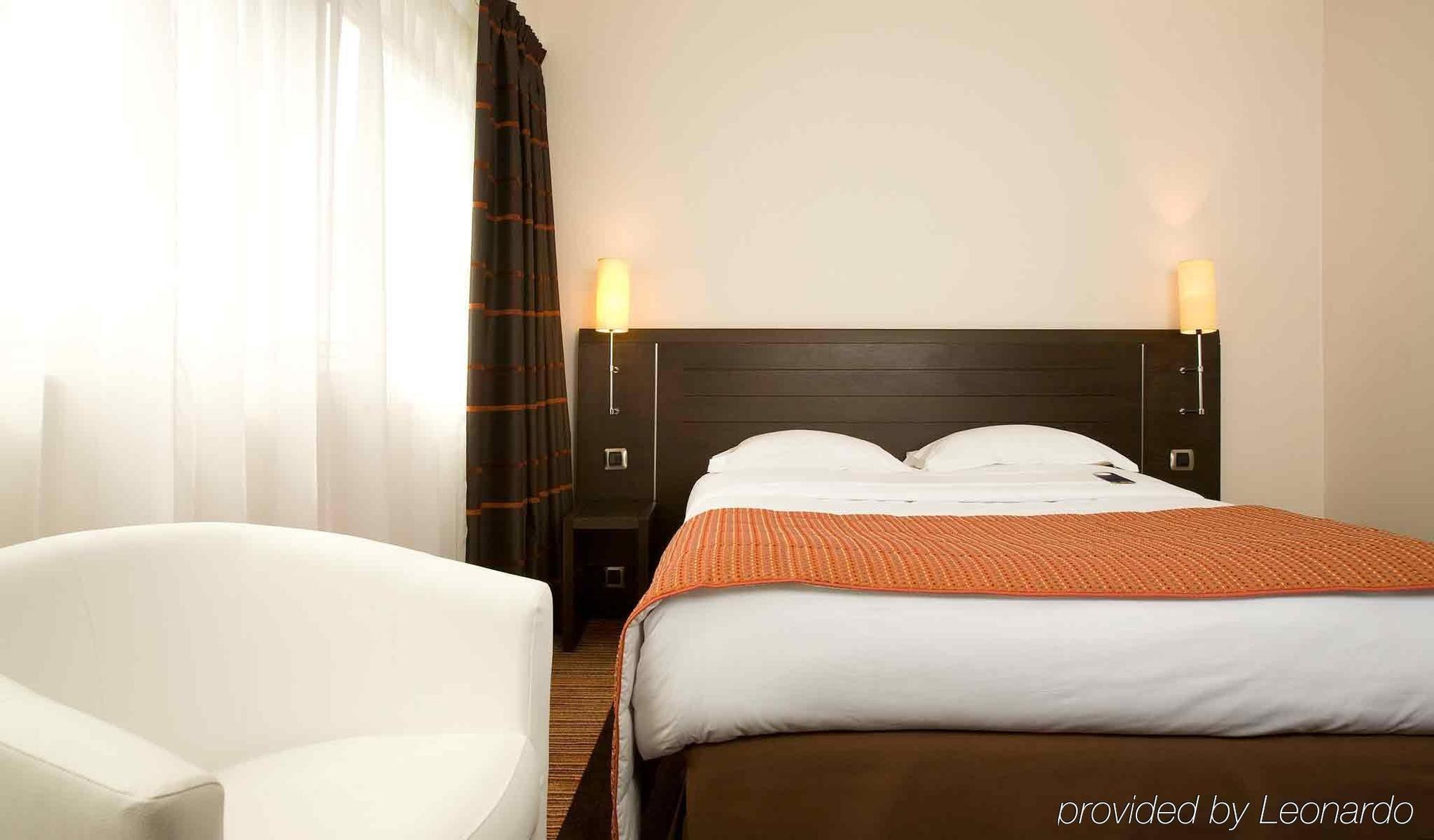 Ibis Styles Nantes Centre Place Royale Номер фото